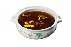 調味料廠(chǎng)家食用八角會(huì )有中毒問(wèn)題嗎？